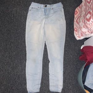 Aeropostale light wash jeans